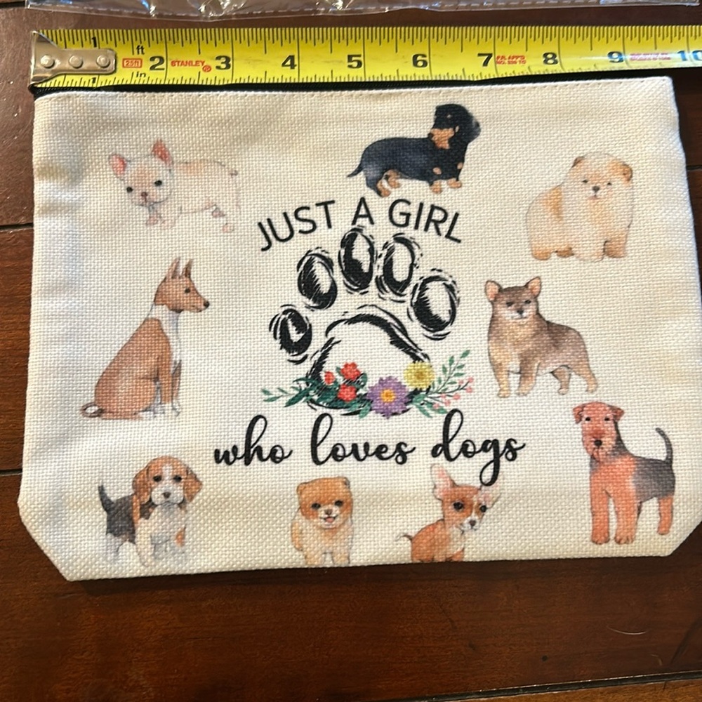 NWT Dog Lovers makeup tote bag
